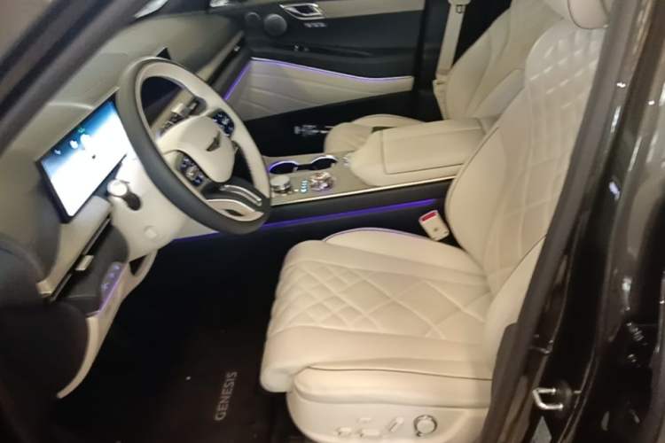Used Genesis GV80 2024 2.5T Four-Wheel Drive Flagship Edition 5 Seats Left Front Seat