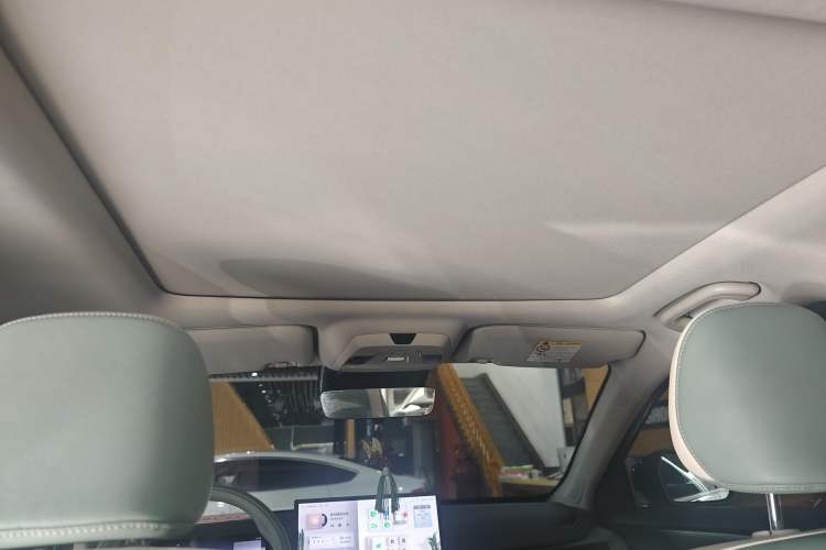 Used Geometry 2022 620 New Fun Edition Headliner