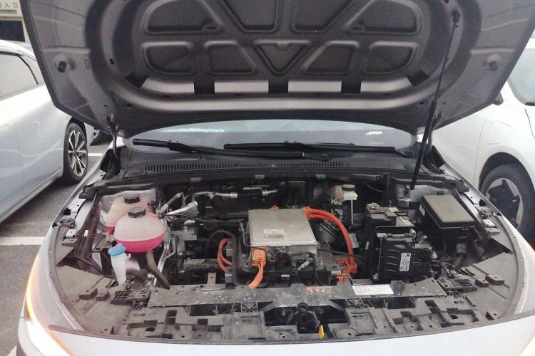Used Geometry A 2024 500KM Travel Edition Engine Bay