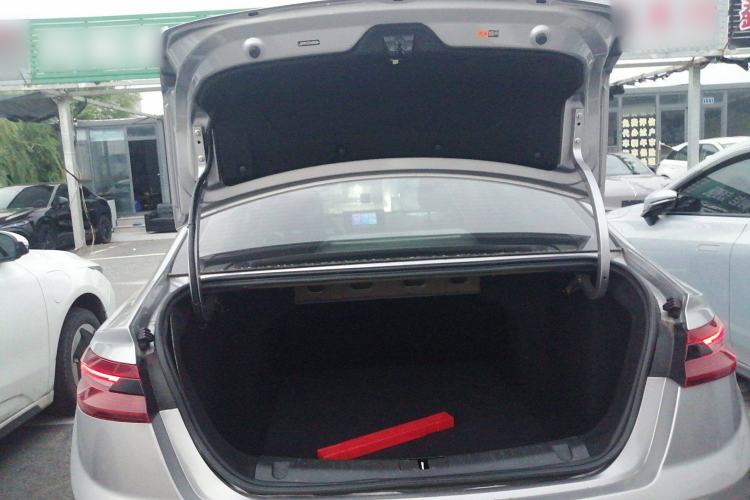 Used Geometry A 2024 500KM Travel Edition Trunk