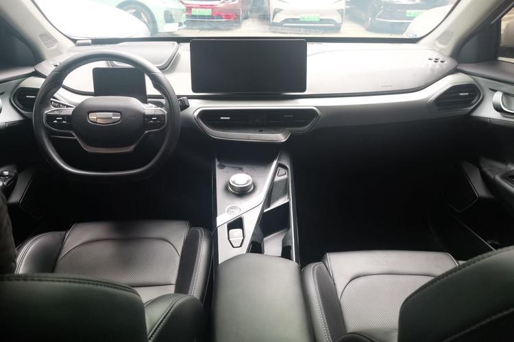 Used Geometry A 2022 Pro 430KM Commuter Edition Interior 3
