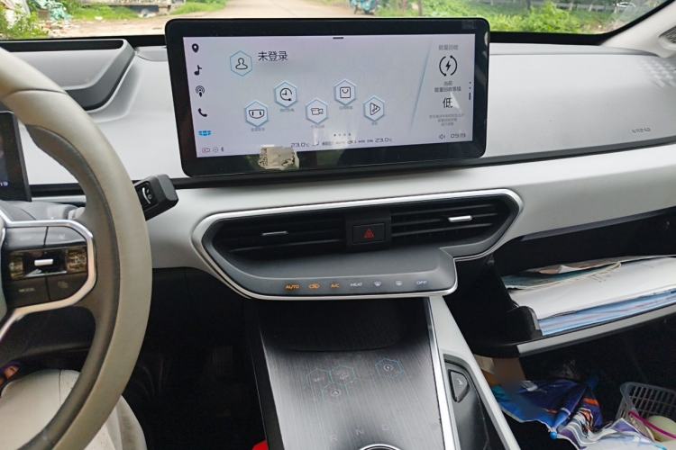 Used Geometry A 2019 High-Performance Standard Range Power Edition Audio And AC Panel