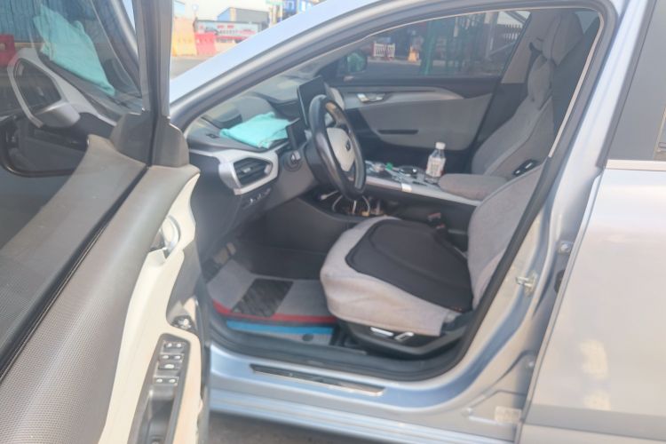 Used Geometry A 2019 High-Performance Standard Range Power Edition Driver Seat