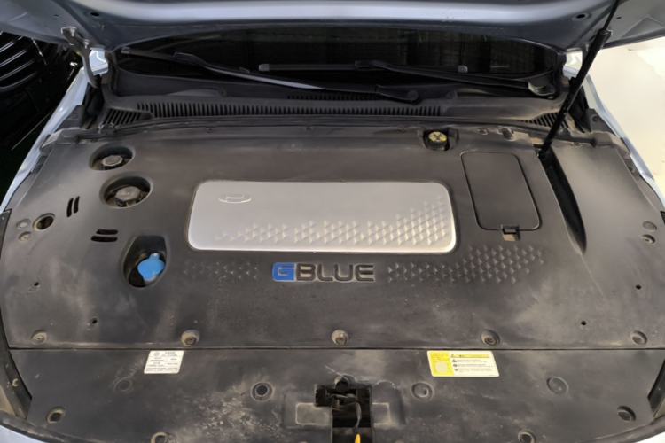 Used Geometry A 2019 High-Performance Standard Range Power Edition Engine Bay