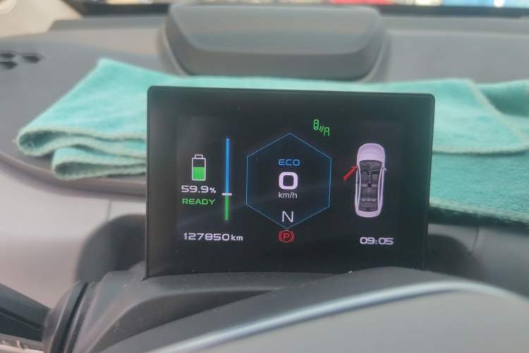 Used Geometry A 2019 High-Performance Standard Range Power Edition Instrument Cluster