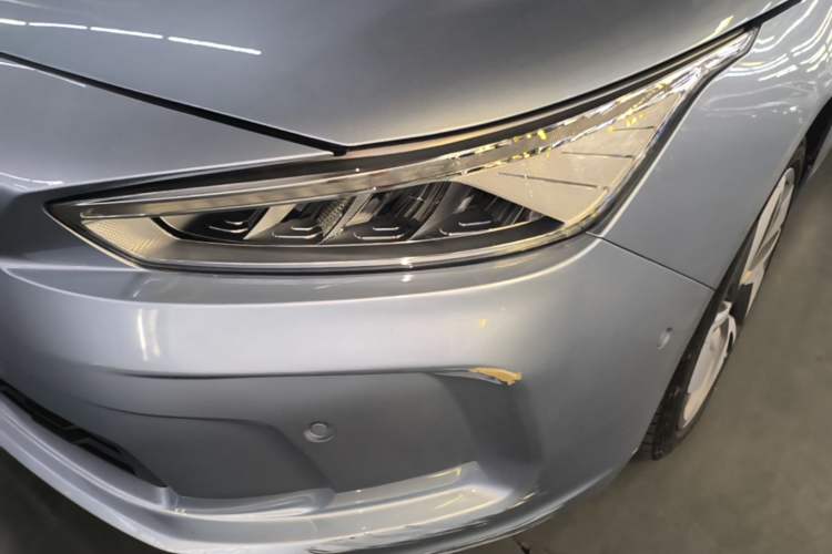 Used Geometry A 2019 High-Performance Standard Range Power Edition Left Front Headlight