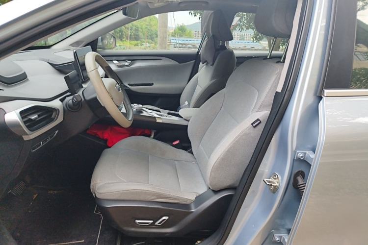 Used Geometry A 2019 High-Performance Standard Range Power Edition Left Front Seat
