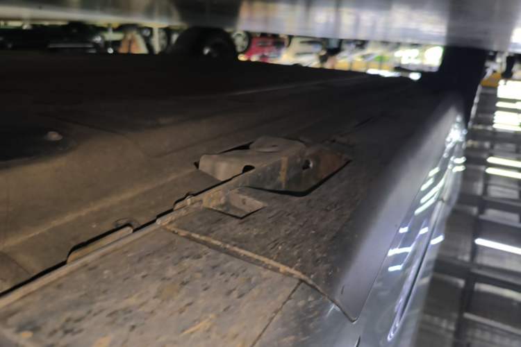 Used Geometry A 2019 High-Performance Standard Range Power Edition Right Side Sill