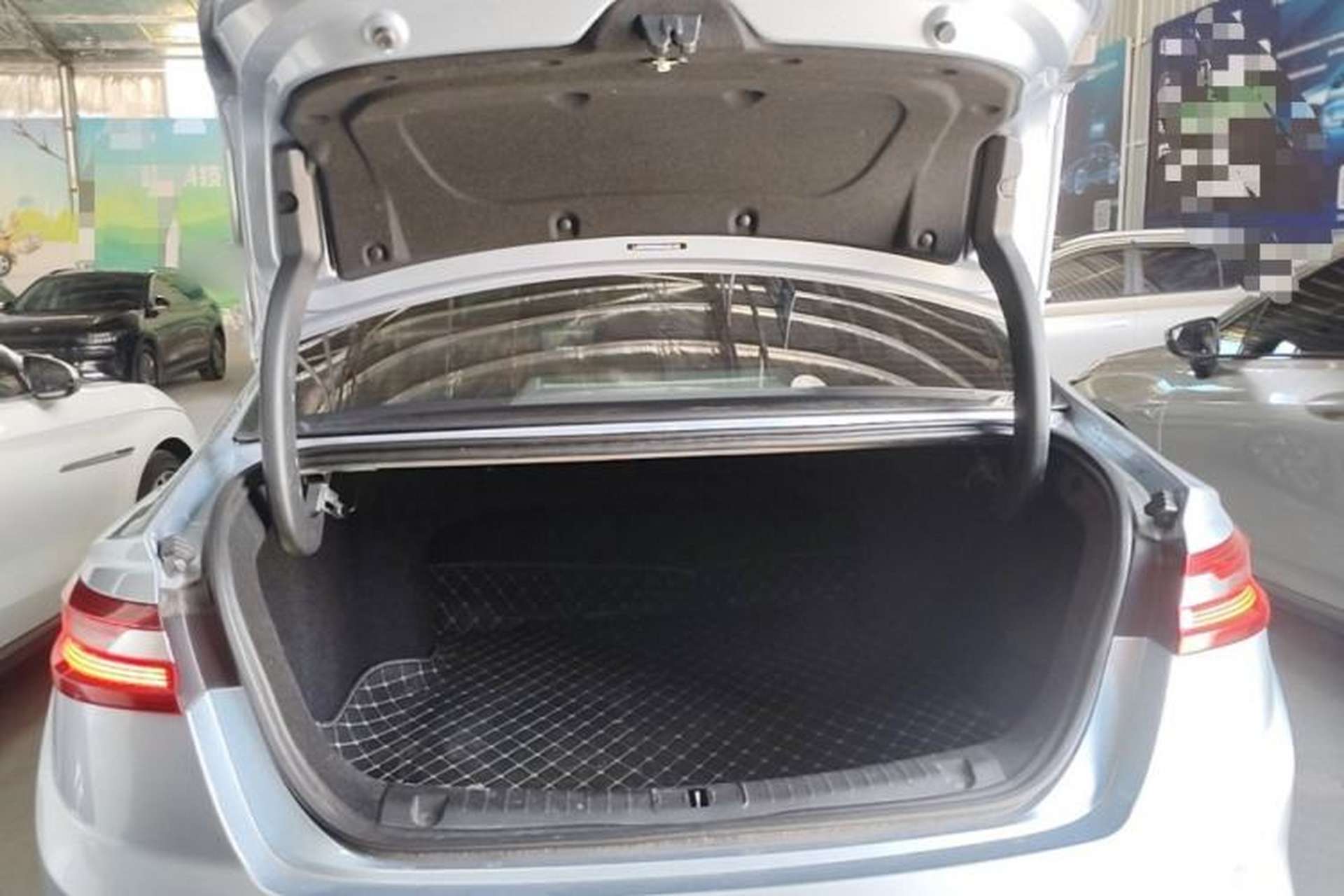 Used Geometry A 2019 High-Energy Ultra-Long Range PowerCube Version Trunk