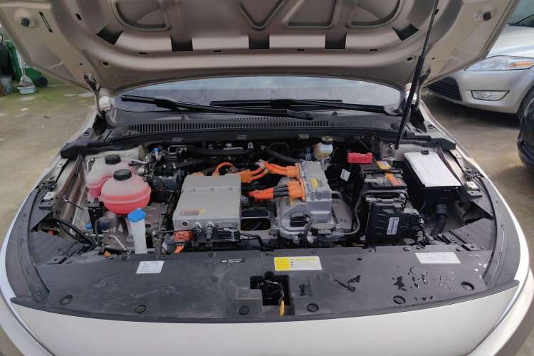 Used Geometry A 2019 Upgraded Model High-Dimensional Standard Range Cube Edition Engine Bay