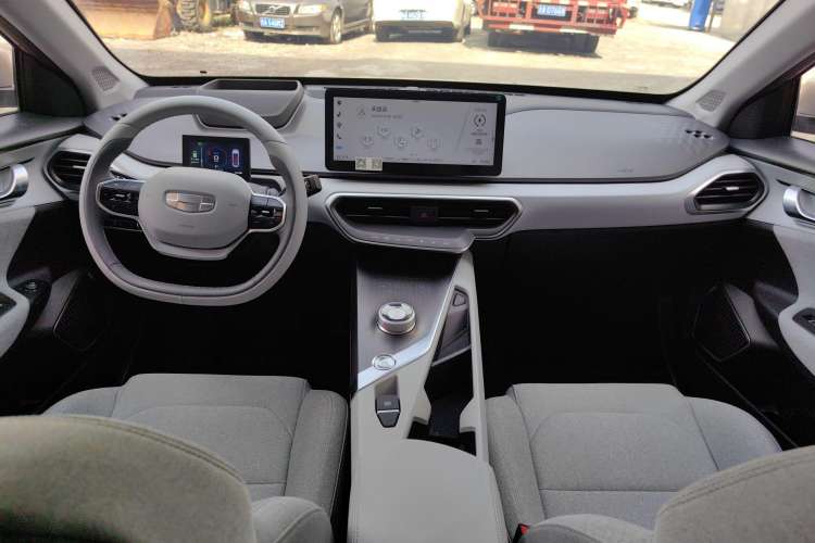 Used Geometry A 2019 Upgraded Model High-Dimensional Standard Range Cube Edition Interior 3