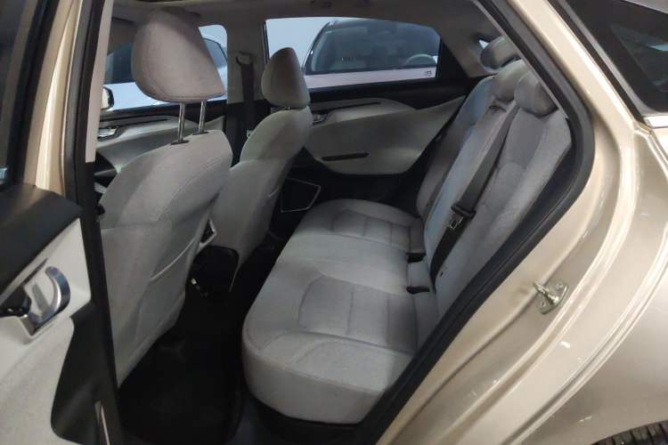 Used Geometry A 2019 Upgraded Model High-Dimensional Standard Range Cube Edition Left Rear Seat