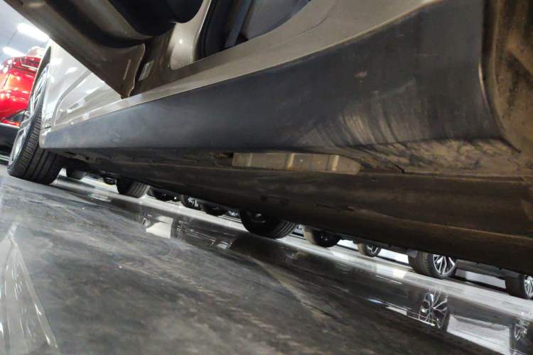Used Geometry A 2019 Upgraded Model High-Dimensional Standard Range Cube Edition Left Side Sill