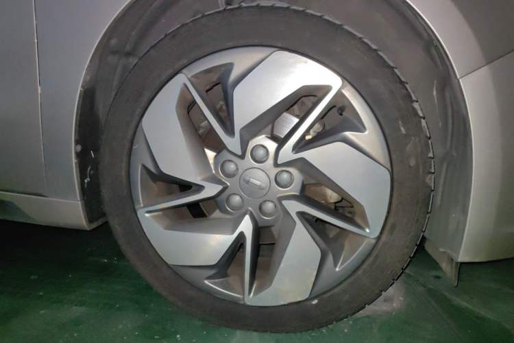 Used Geometry A 2019 Upgraded Model High-Performance Standard Range Power Cube Version Right Front Wheel Hub