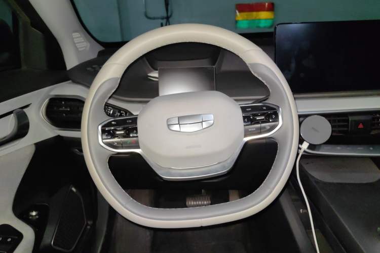 Used Geometry A 2019 Upgraded Model High-Performance Standard Range Power Cube Version Steering Wheel