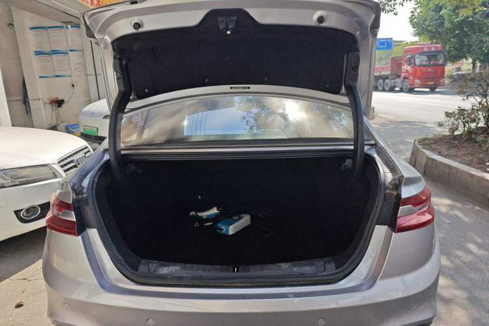 Used Geometry A 2019 High-Performance Standard Range Power Edition Trunk