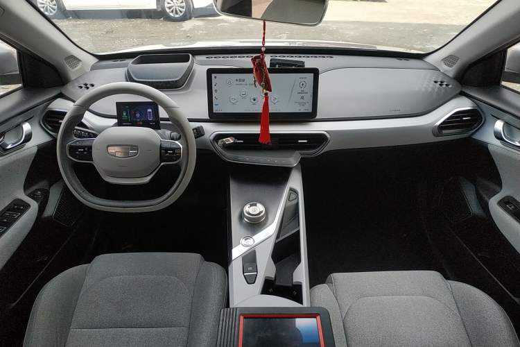 Used Geometry A 2019 Upgraded Model High-Dimensional Standard Range Cube Edition Center Console