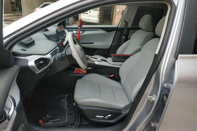 Used Geometry A 2019 Upgraded Model High-Dimensional Standard Range Cube Edition Left Front Seat