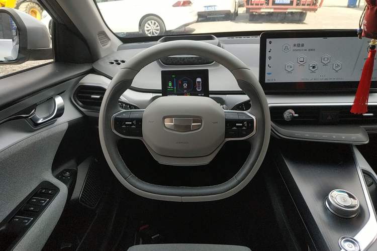 Used Geometry A 2019 Upgraded Model High-Dimensional Standard Range Cube Edition Steering Wheel