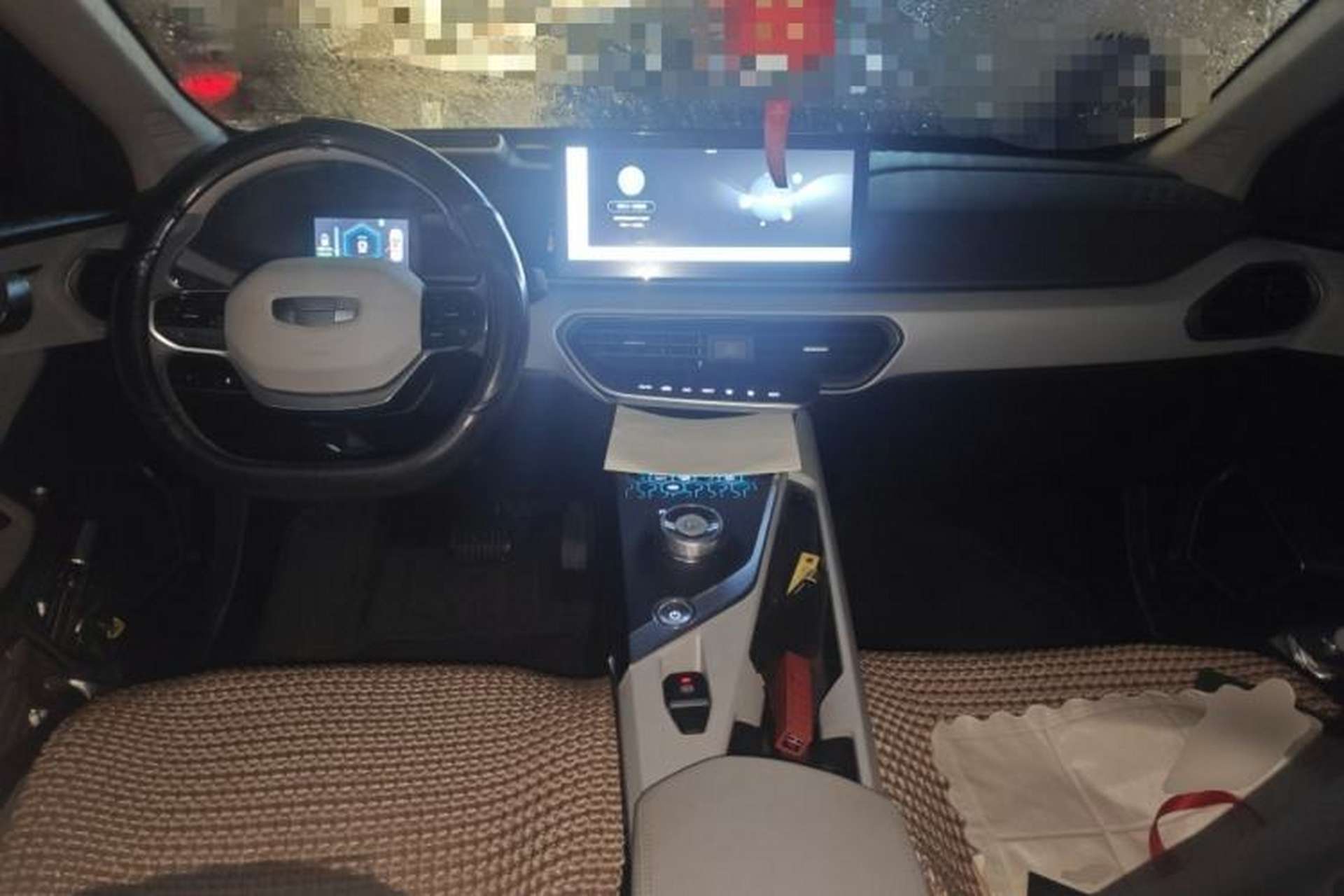 Used Geometry A 2019 High-Value Standard Range Cube Edition Center Console