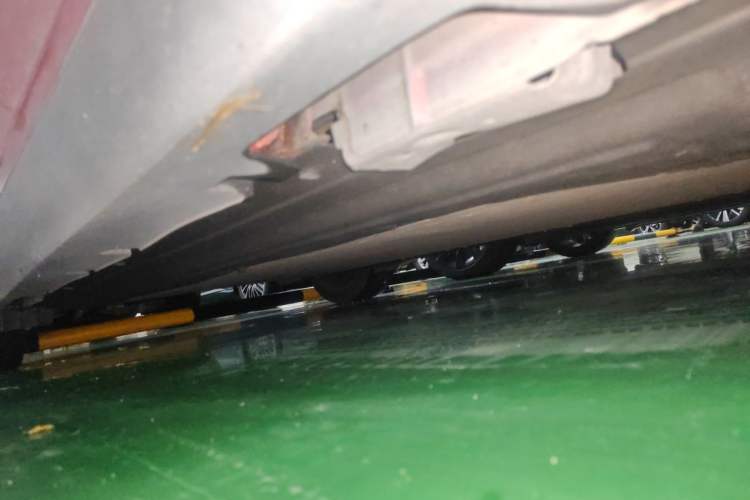 Used Geometry A 2019 Upgraded Model High-Performance Standard Range Power Cube Version Chassis Front Right