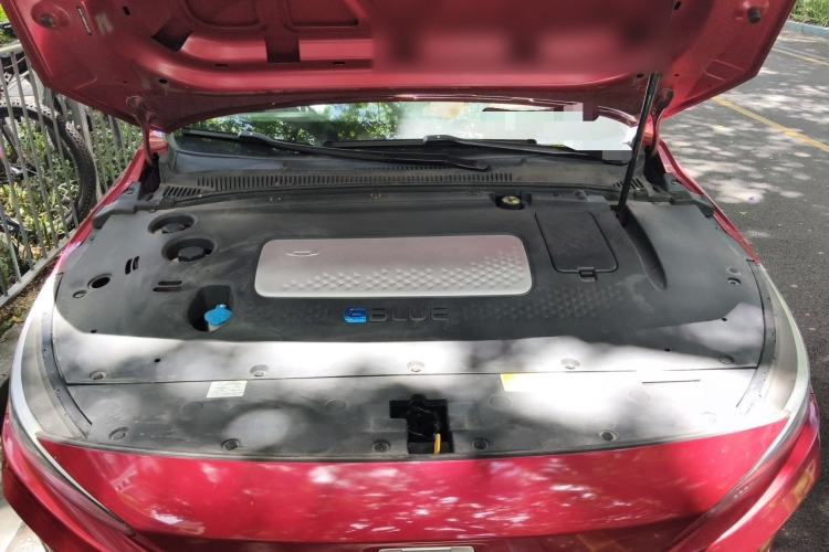 Used Geometry A 2019 Upgraded Model High-Performance Standard Range Power Cube Version Engine Bay
