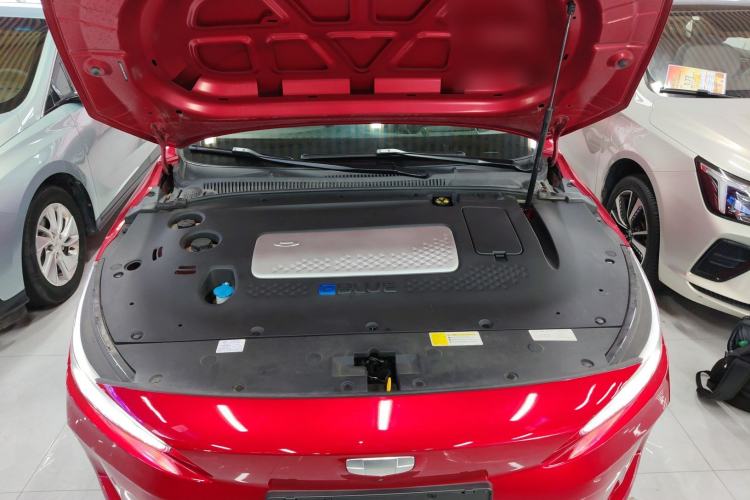 Used Geometry A 2019 High-Performance Standard Range Power Edition Engine Bay