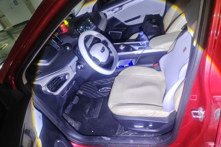 Used Geometry A 2019 Upgraded Model High-Performance Standard Range Power Cube Version Left Front Seat