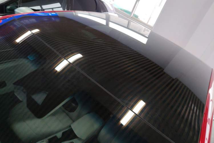 Used Geometry A 2019 High-Performance Standard Range Power Edition Roof