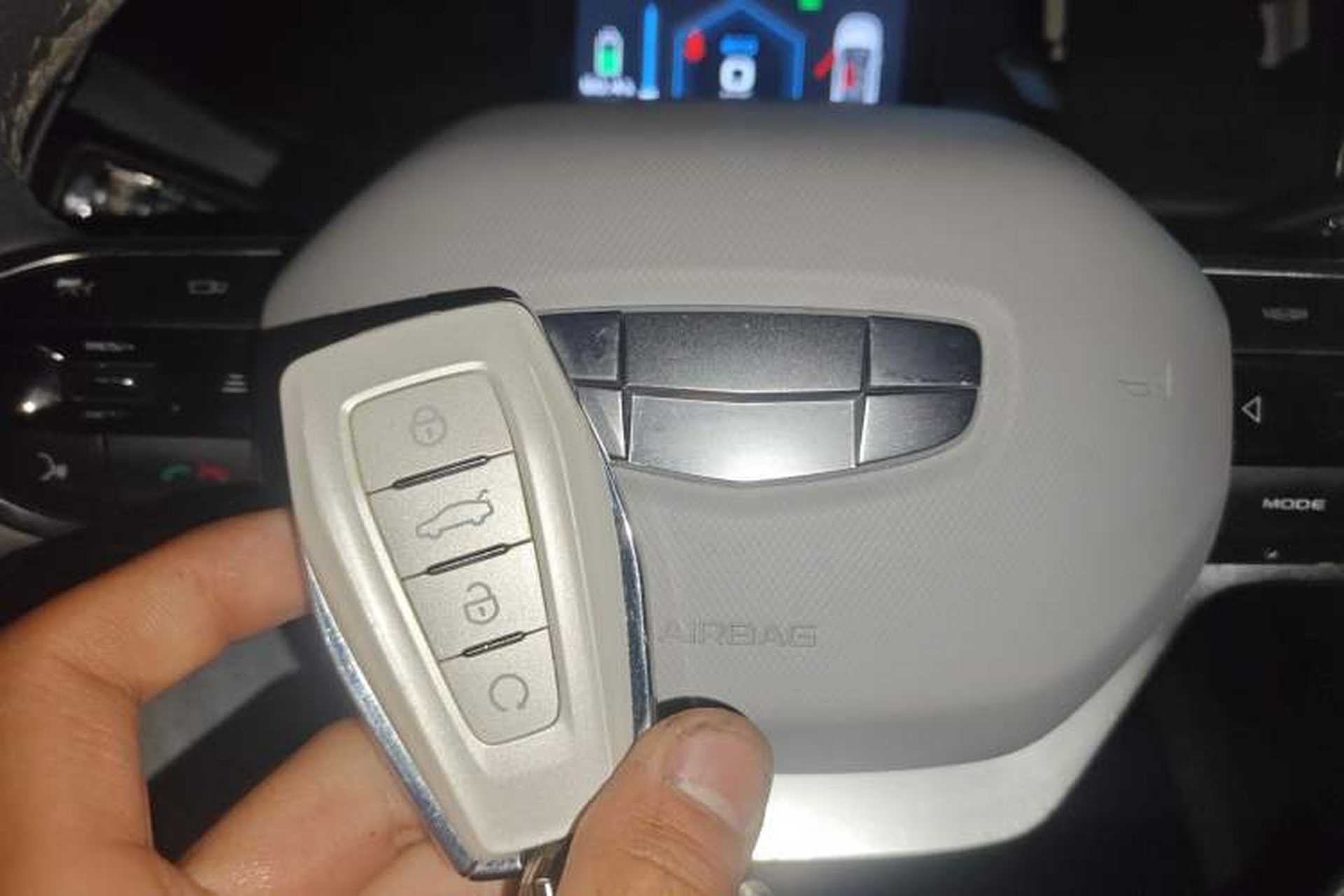 Used Geometry A 2019 High-Value Standard Range Cube Edition Vehicle Key