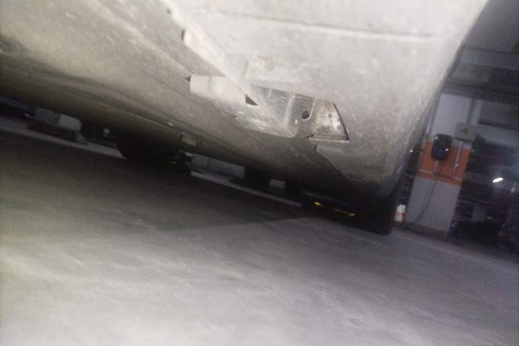 Used Geometry A 2019 Upgraded Model High-Performance Standard Range Power Cube Version Chassis Front Left