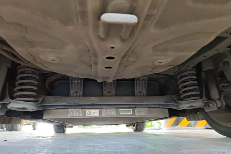 Used Geometry A 2019 Upgraded Model High-Performance Standard Range Power Cube Version Chassis Rear
