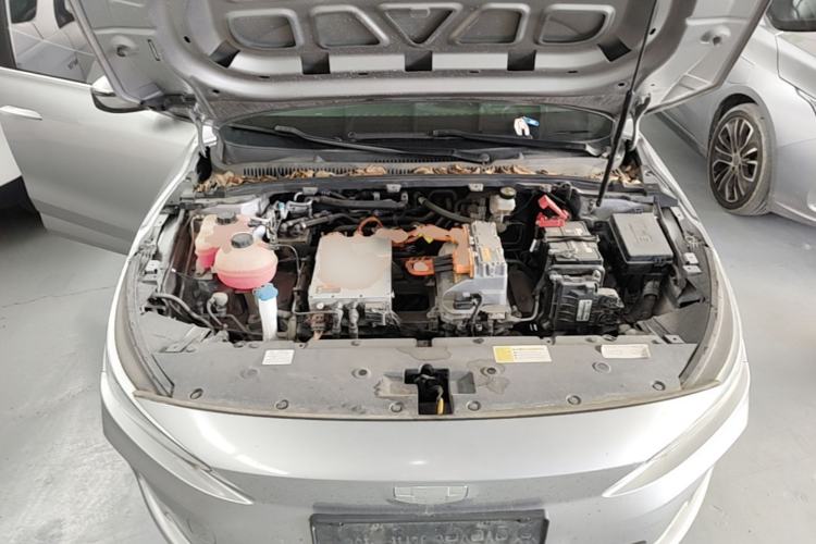 Used Geometry A 2019 High-Value Standard Range Cube Edition Engine Bay