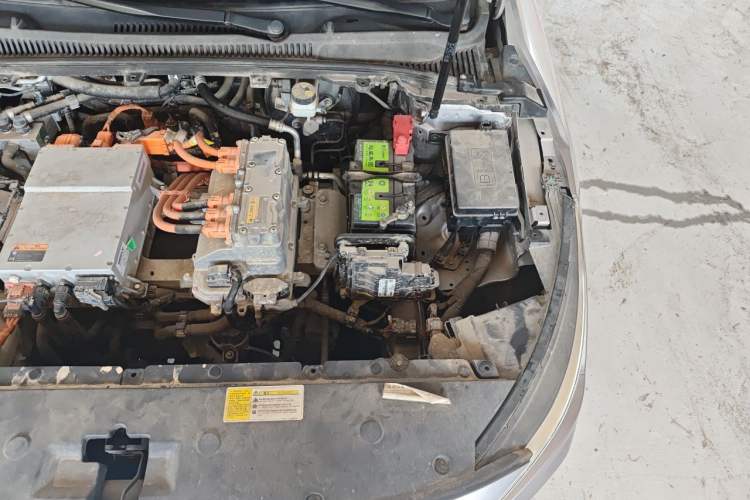 Used Geometry A 2019 Upgraded Model High-Performance Standard Range Power Cube Version Engine Bay Left