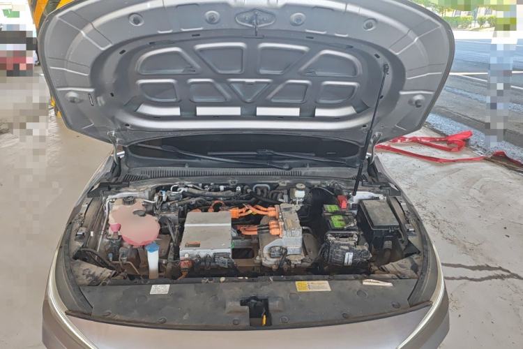 Used Geometry A 2019 Upgraded Model High-Performance Standard Range Power Cube Version Engine Bay