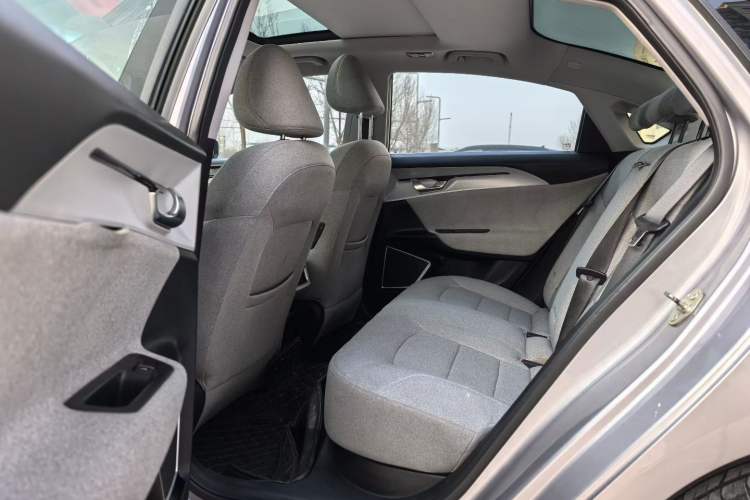 Used Geometry A 2019 Upgraded Model High-Performance Standard Range Power Cube Version Interior 3