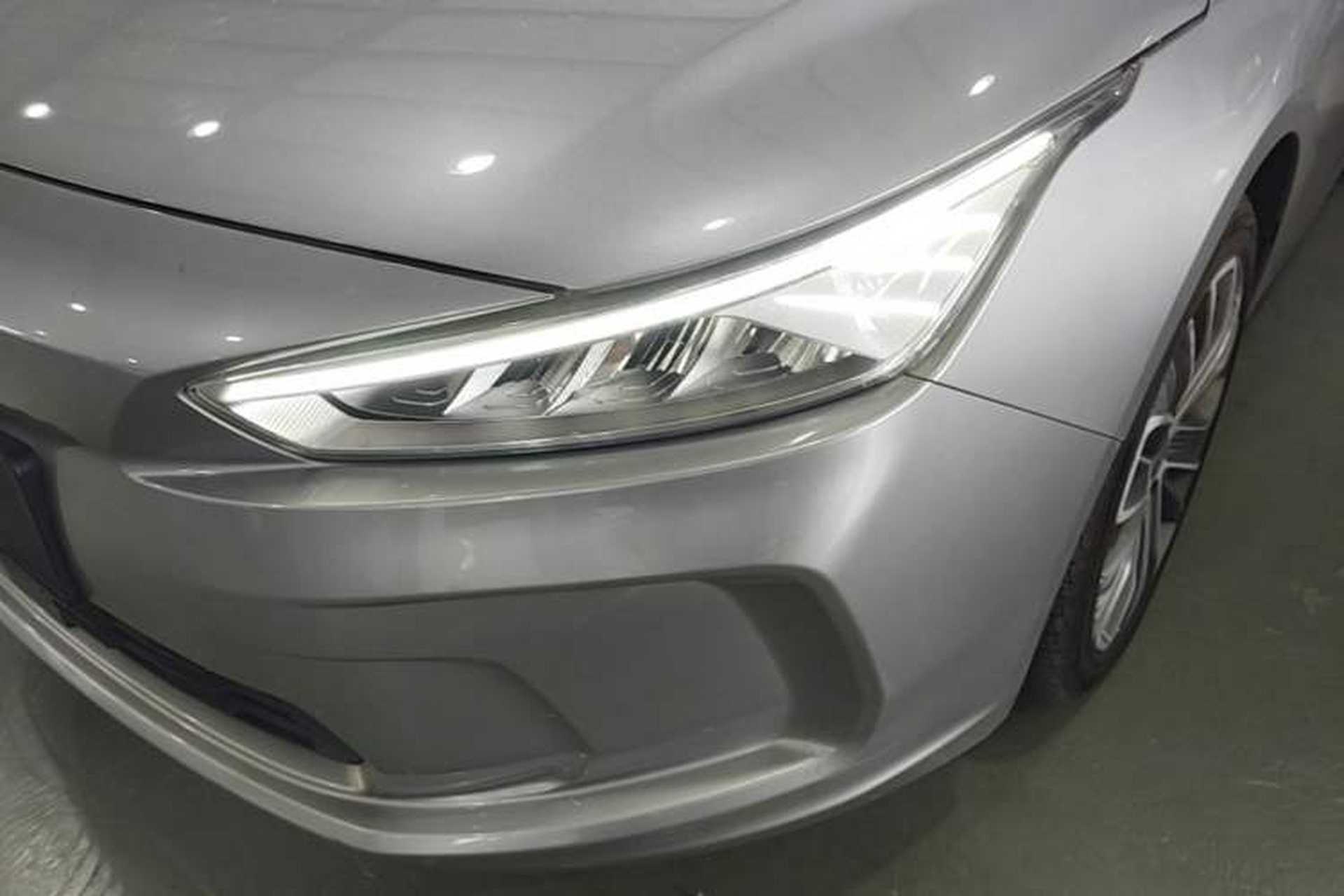 Used Geometry A 2019 High-Value Standard Range Cube Edition Left Front Headlight