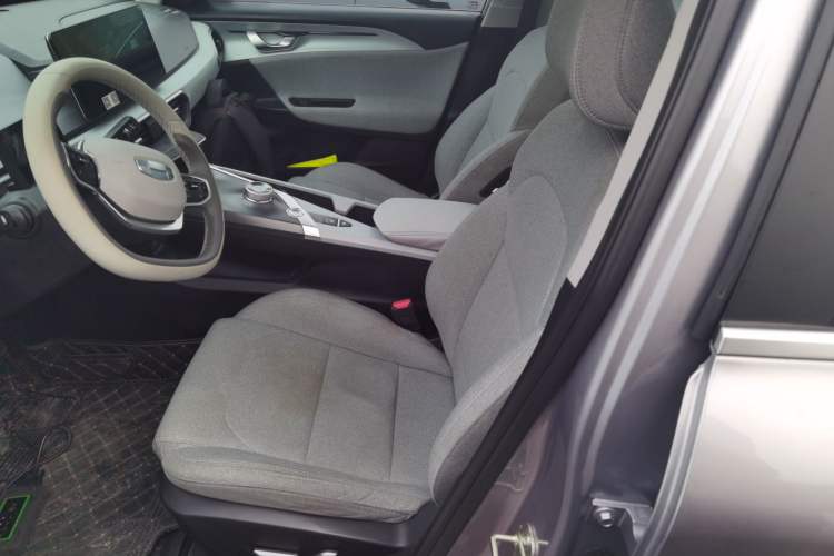 Used Geometry A 2019 Upgraded Model High-Performance Standard Range Power Cube Version Left Front Seat