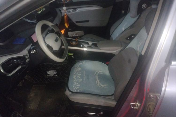 Used Geometry A 2019 Upgraded Model High-Performance Standard Range Power Cube Version Left Front Seat