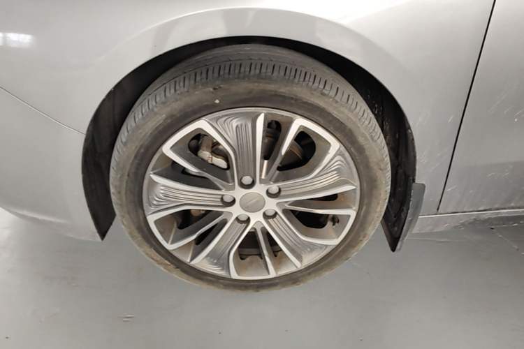 Used Geometry A 2019 High-Value Standard Range Cube Edition Left Front Wheel Hub