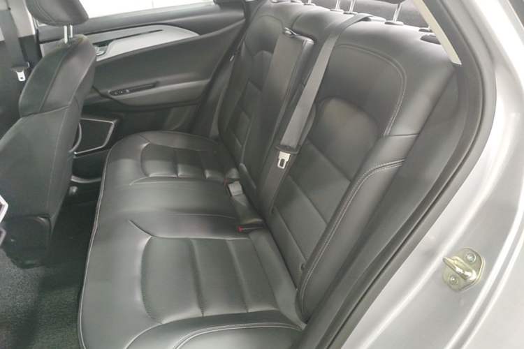 Used Geometry A 2019 High-Value Standard Range Cube Edition Left Rear Seat