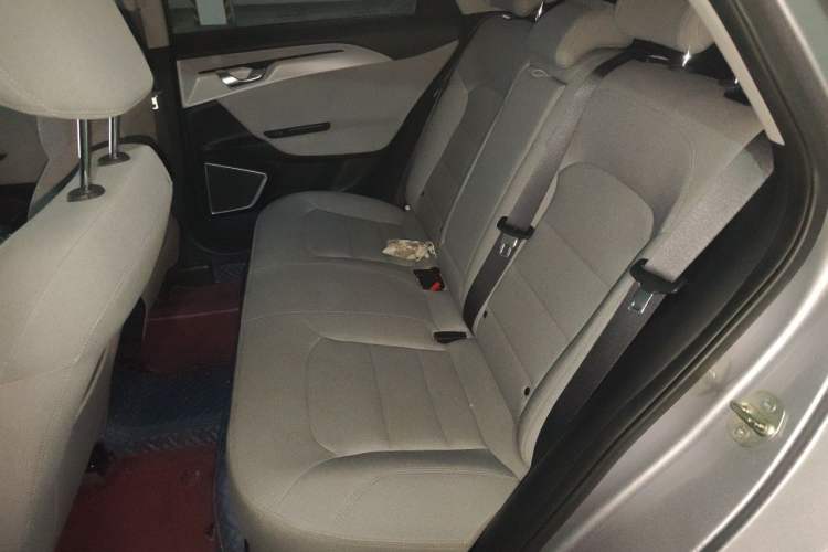 Used Geometry A 2019 High-Performance Standard Range Power Edition Left Rear Seat