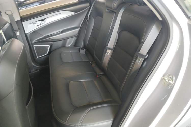 Used Geometry A 2019 High-Value Standard Range Cube Edition Left Rear Seat