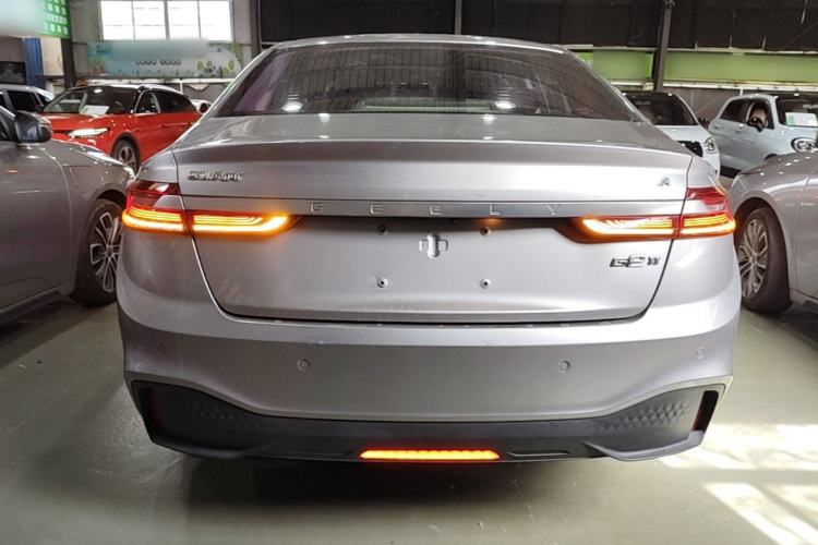 Used Geometry A 2019 High-Value Standard Range Cube Edition Rear