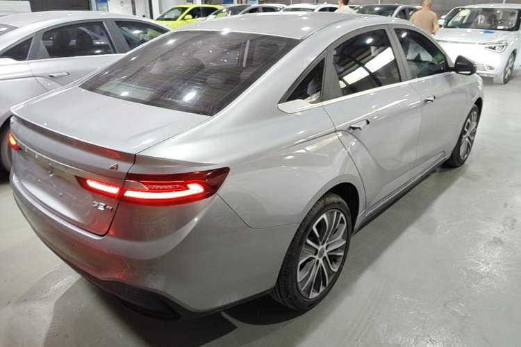 Used Geometry A 2019 High-Value Standard Range Cube Edition Rear Right 45 Deg