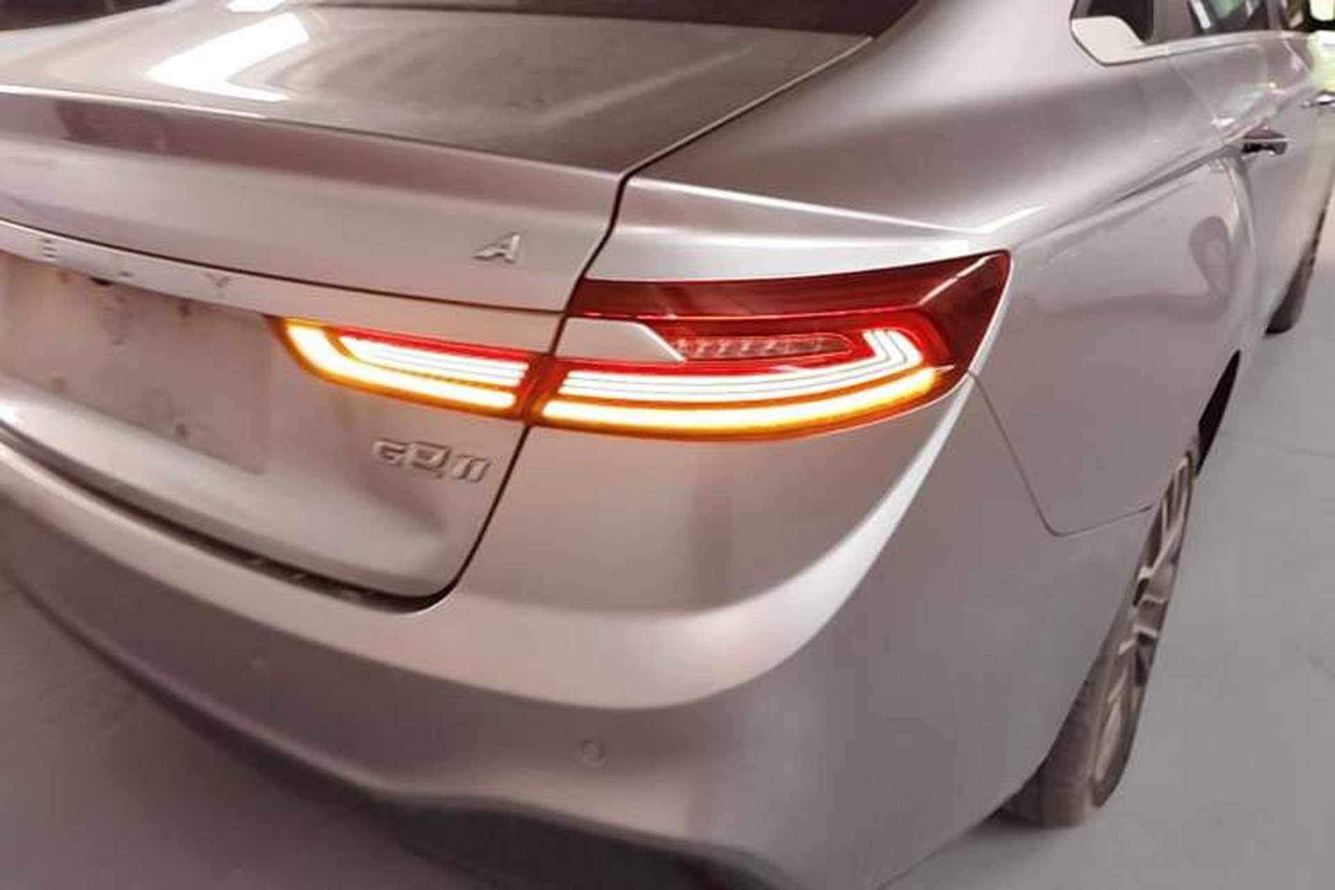 Used Geometry A 2019 High-Value Standard Range Cube Edition Right Rear Taillight
