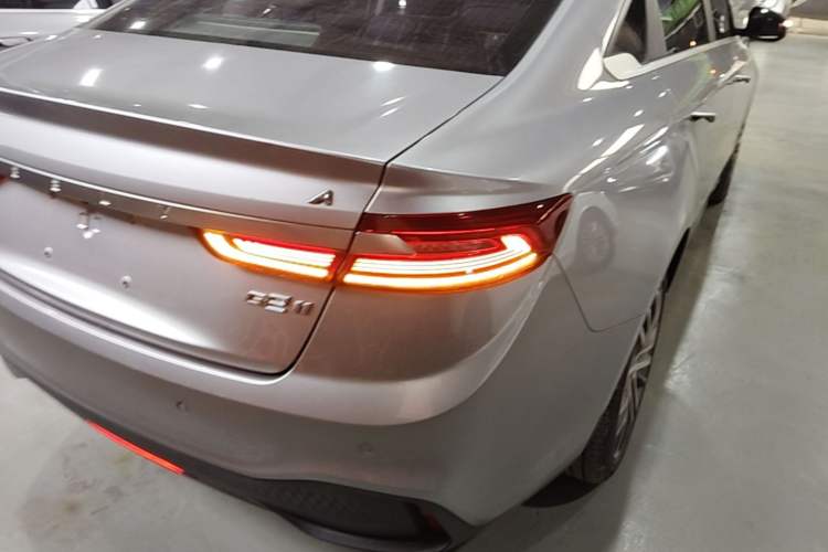 Used Geometry A 2019 High-Value Standard Range Cube Edition Right Rear Taillight