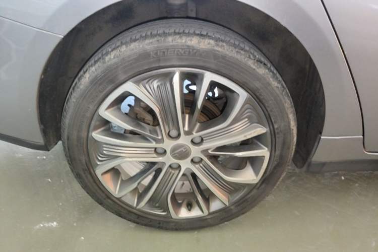 Used Geometry A 2019 High-Value Standard Range Cube Edition Right Rear Wheel Hub