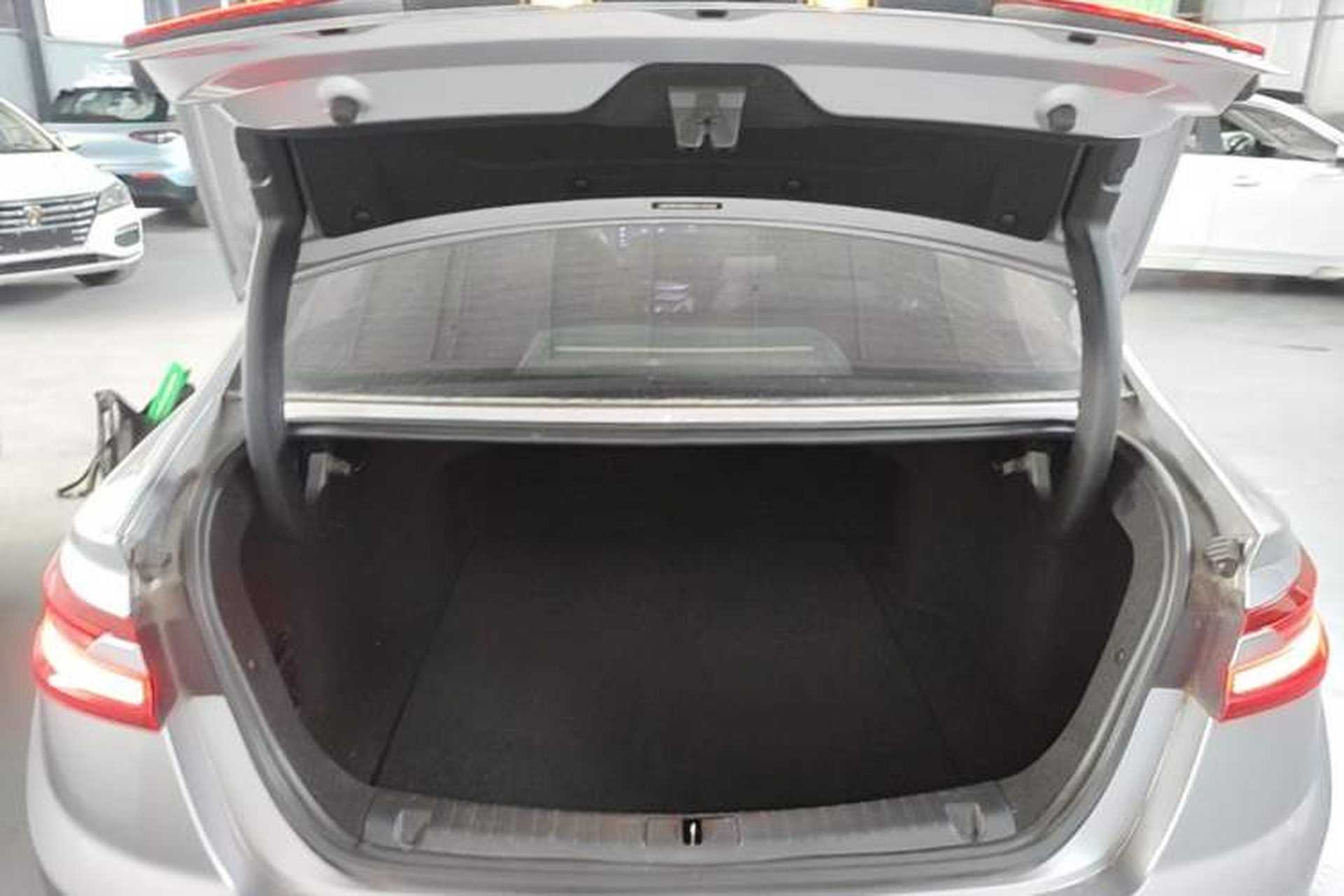 Used Geometry A 2019 High-Value Standard Range Cube Edition Trunk
