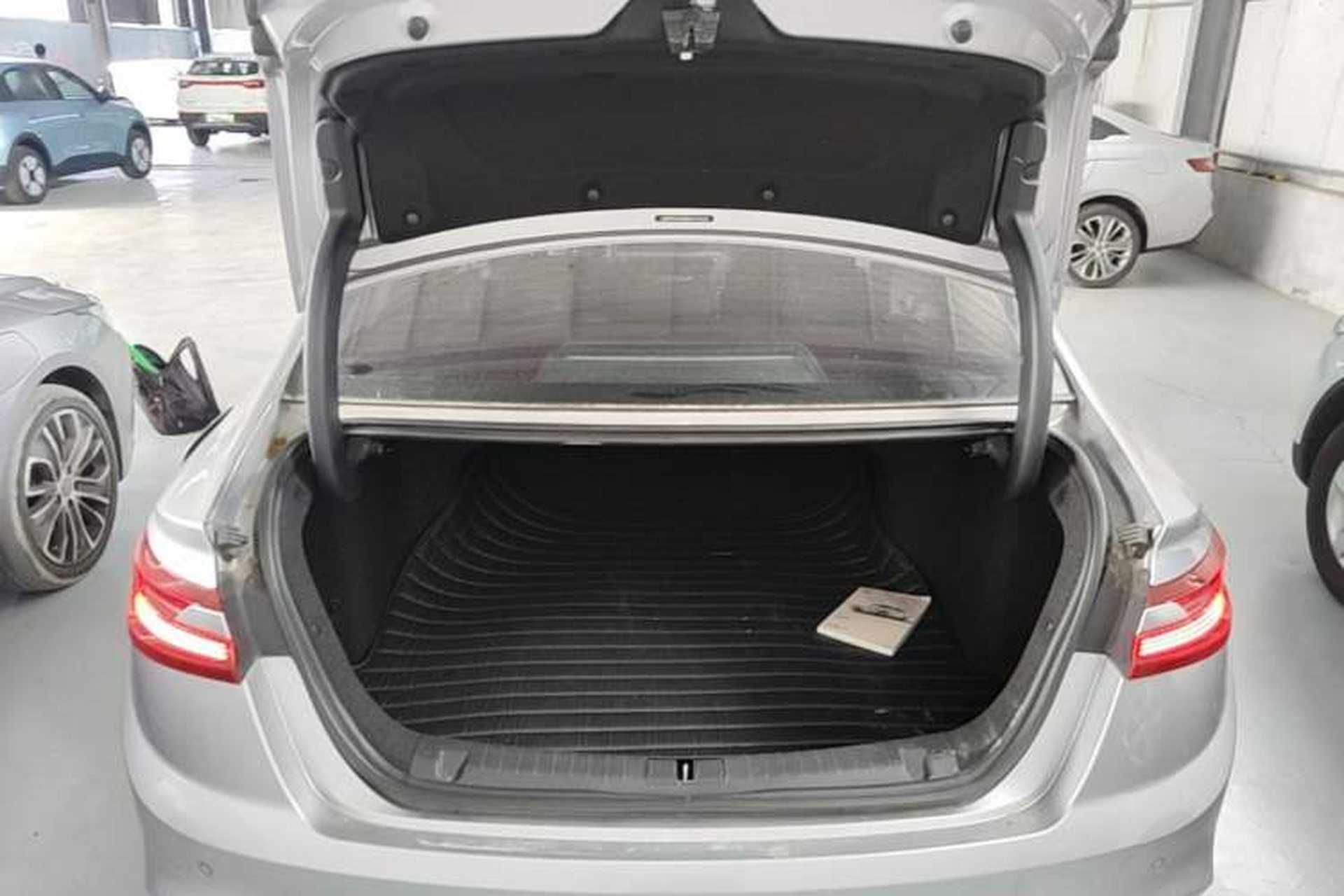 Used Geometry A 2019 High-Value Standard Range Cube Edition Trunk